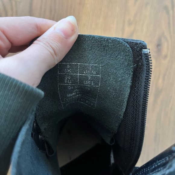 Dr Martens Jadon Boots - Picture 4 of 6